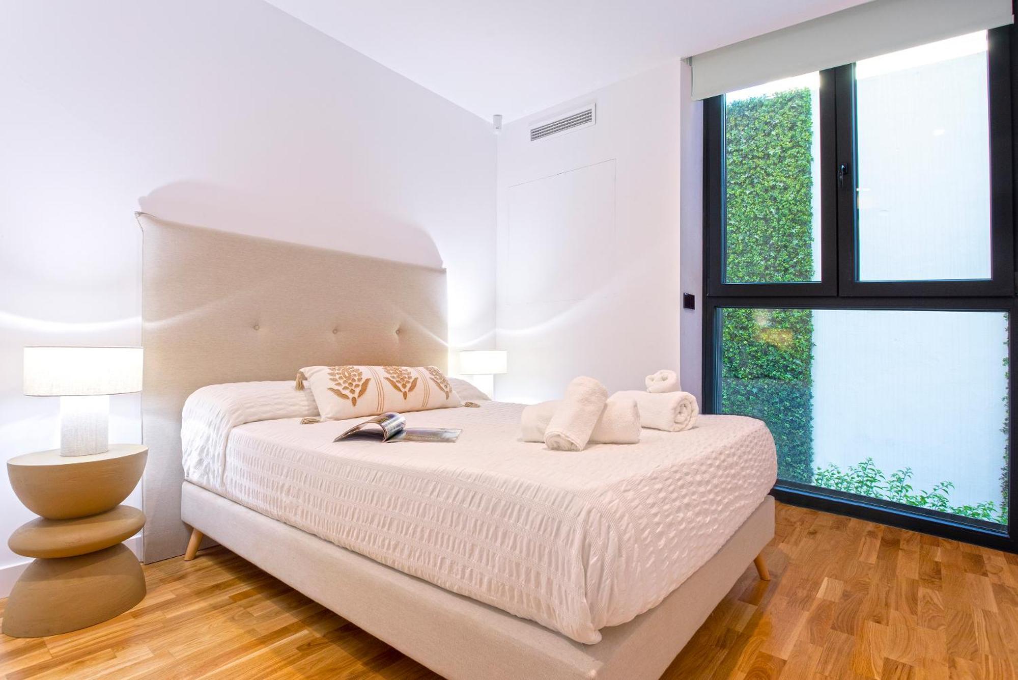 Malagueta Beach Front Luxury Apartment By Rent Me Málaga Exterior foto
